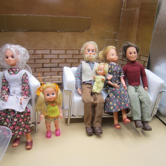 Mattel Vintage Sunshine Family Dolls (set of 6) - Picture 2 of 6